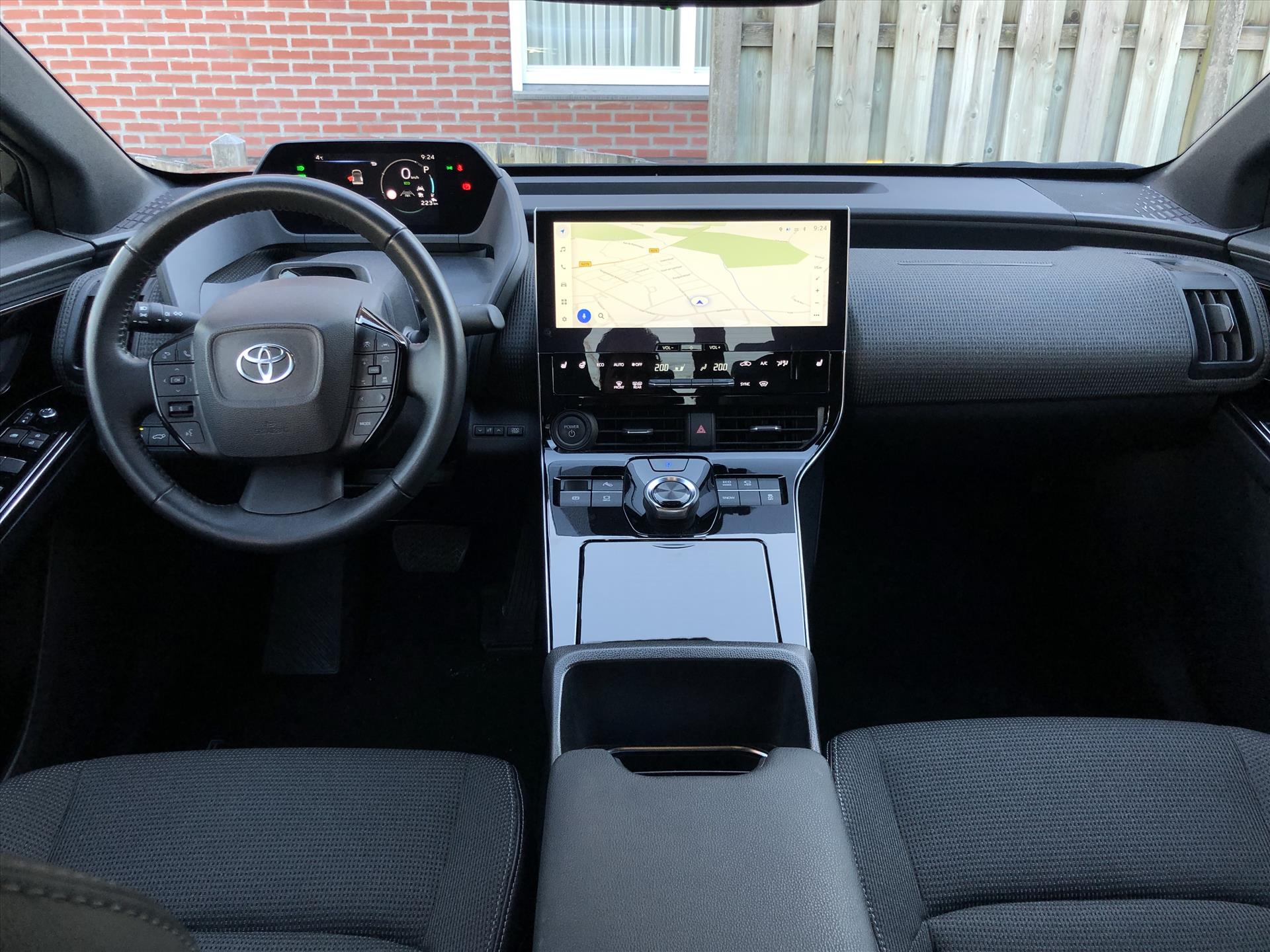 Toyota Bz4x 71,4 kWh 204pk Dynamic | Groot scherm, 360 Camera, Parkeersensoren, Elektrische achterklep, LED, Stoel + Stuurverwarming 42461226-15.jpg | Autobedrijf Gielen