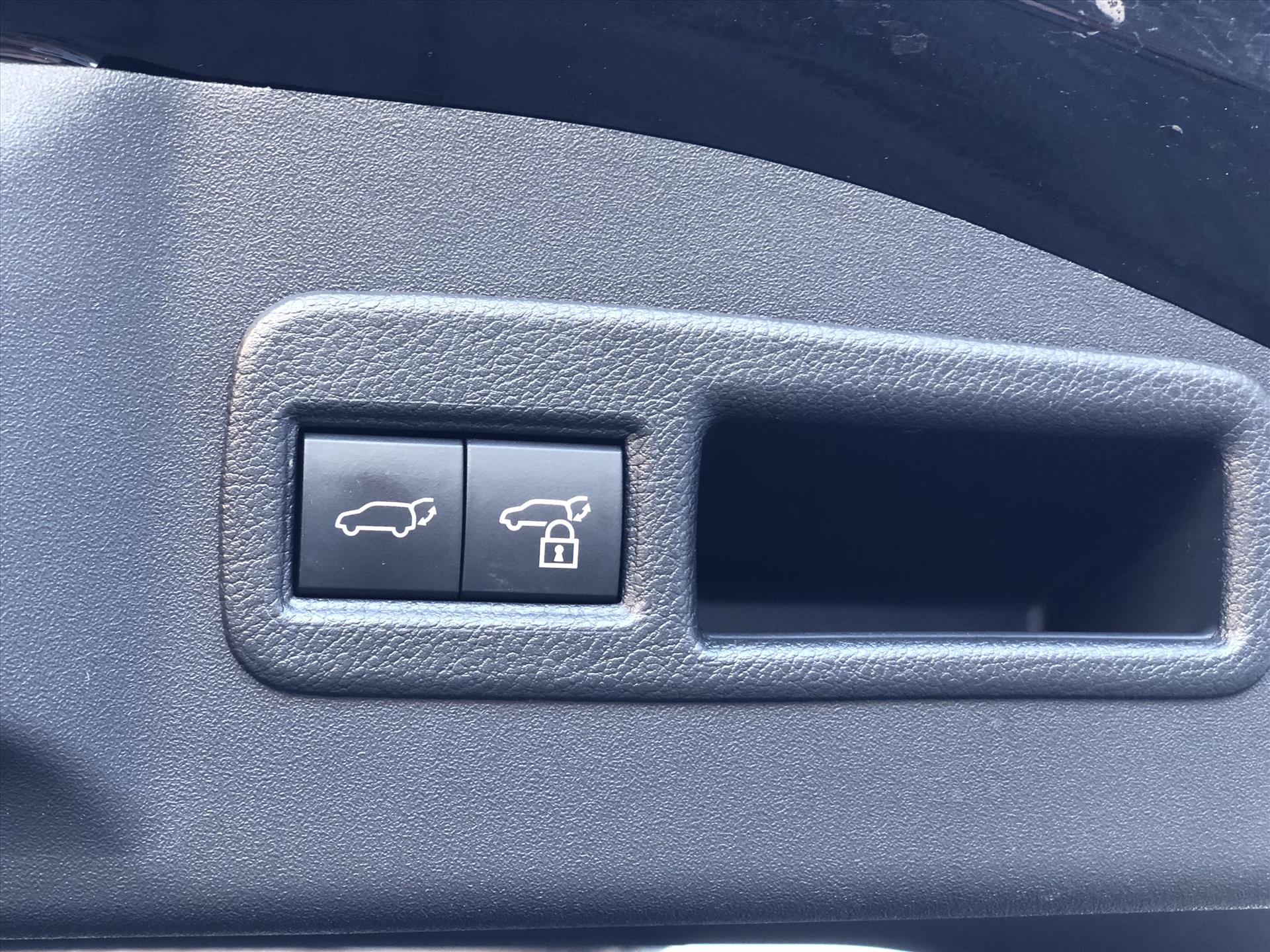 Toyota Bz4x 71,4 kWh 204pk Dynamic | Groot scherm, 360 Camera, Parkeersensoren, Elektrische achterklep, LED, Stoel + Stuurverwarming 42461226-20.jpg | Autobedrijf Gielen