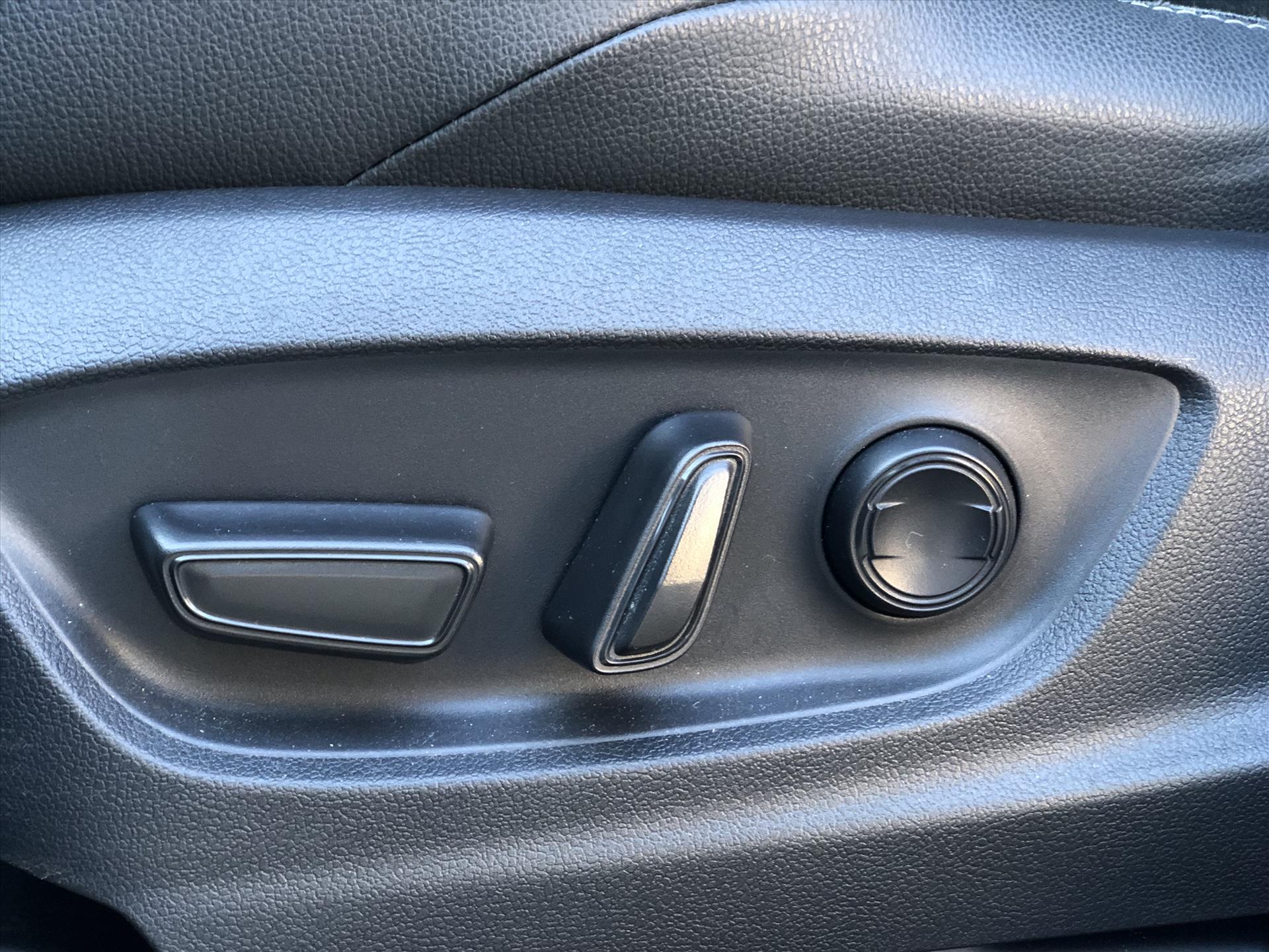 Toyota Bz4x 71,4 kWh 204pk Dynamic | Groot scherm, 360 Camera, Parkeersensoren, Elektrische achterklep, LED, Stoel + Stuurverwarming 42461226-21.jpg | Autobedrijf Gielen