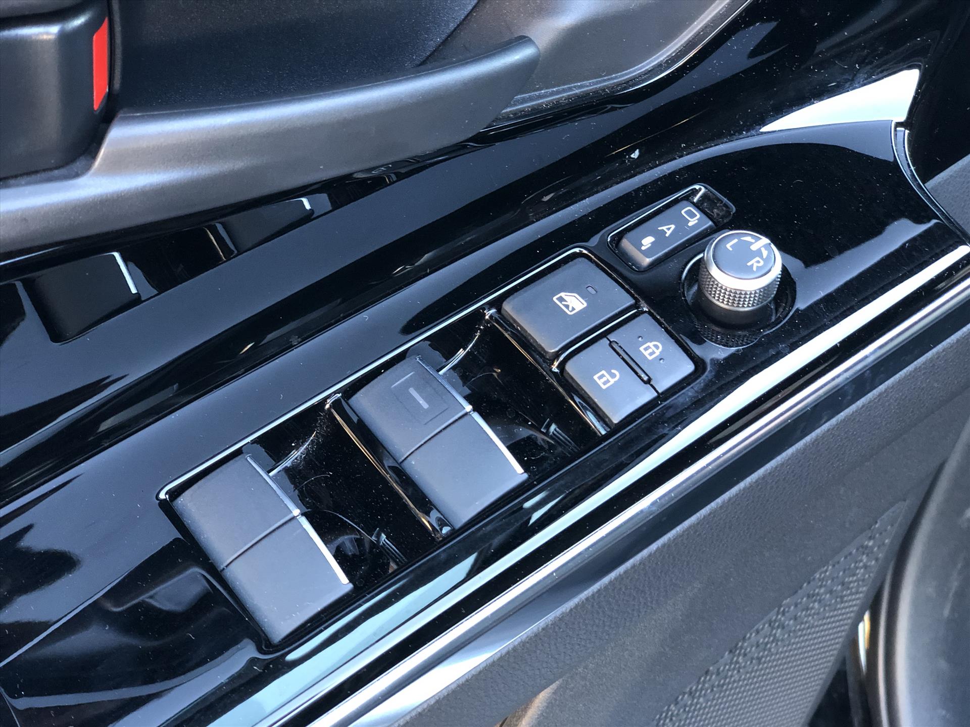 Toyota Bz4x 71,4 kWh 204pk Dynamic | Groot scherm, 360 Camera, Parkeersensoren, Elektrische achterklep, LED, Stoel + Stuurverwarming 42461226-33.jpg | Autobedrijf Gielen