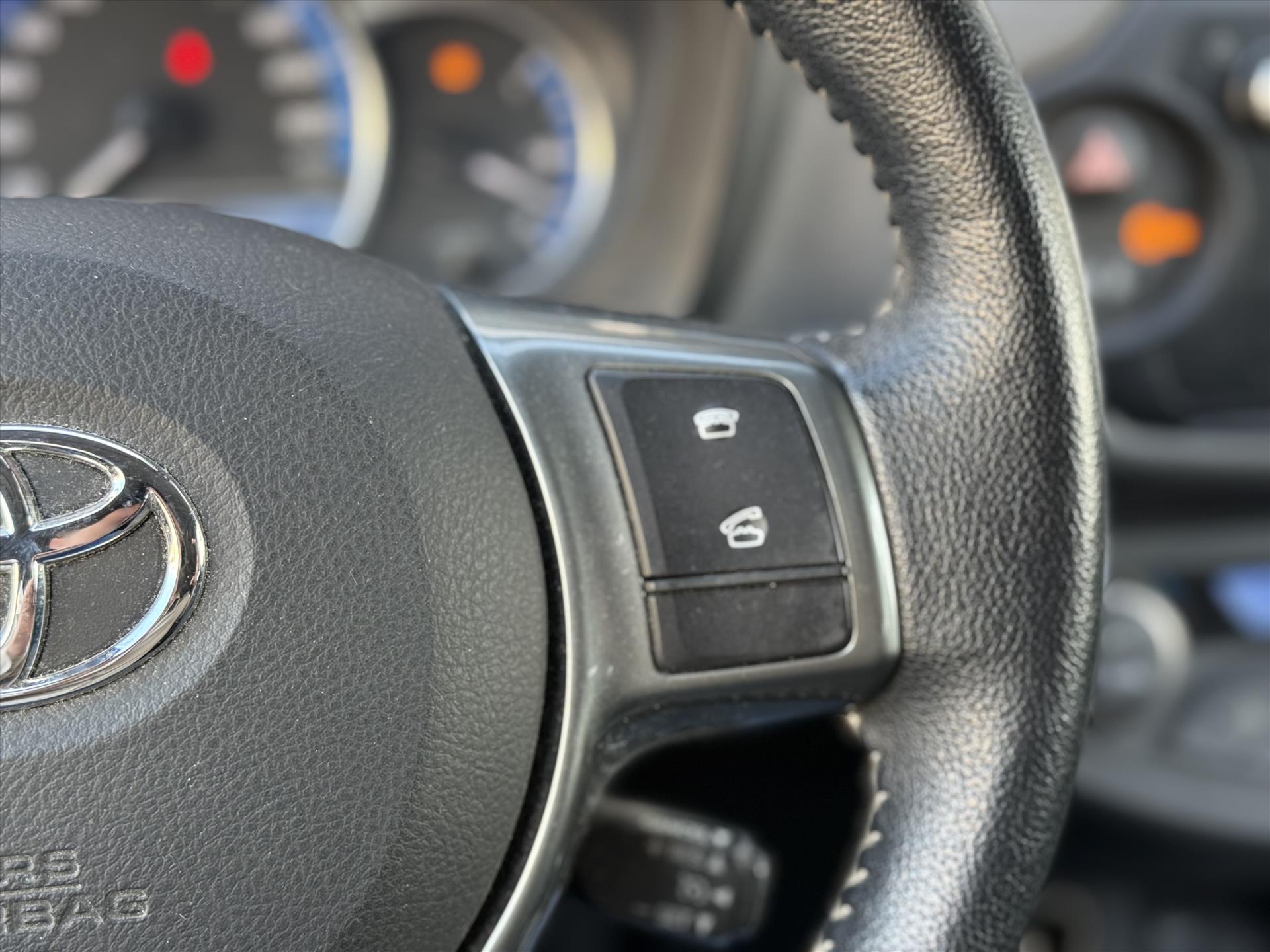 43406770-15.jpg