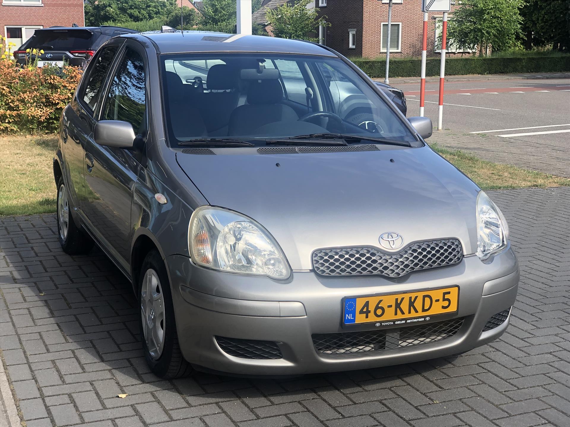 45291609-4.jpg