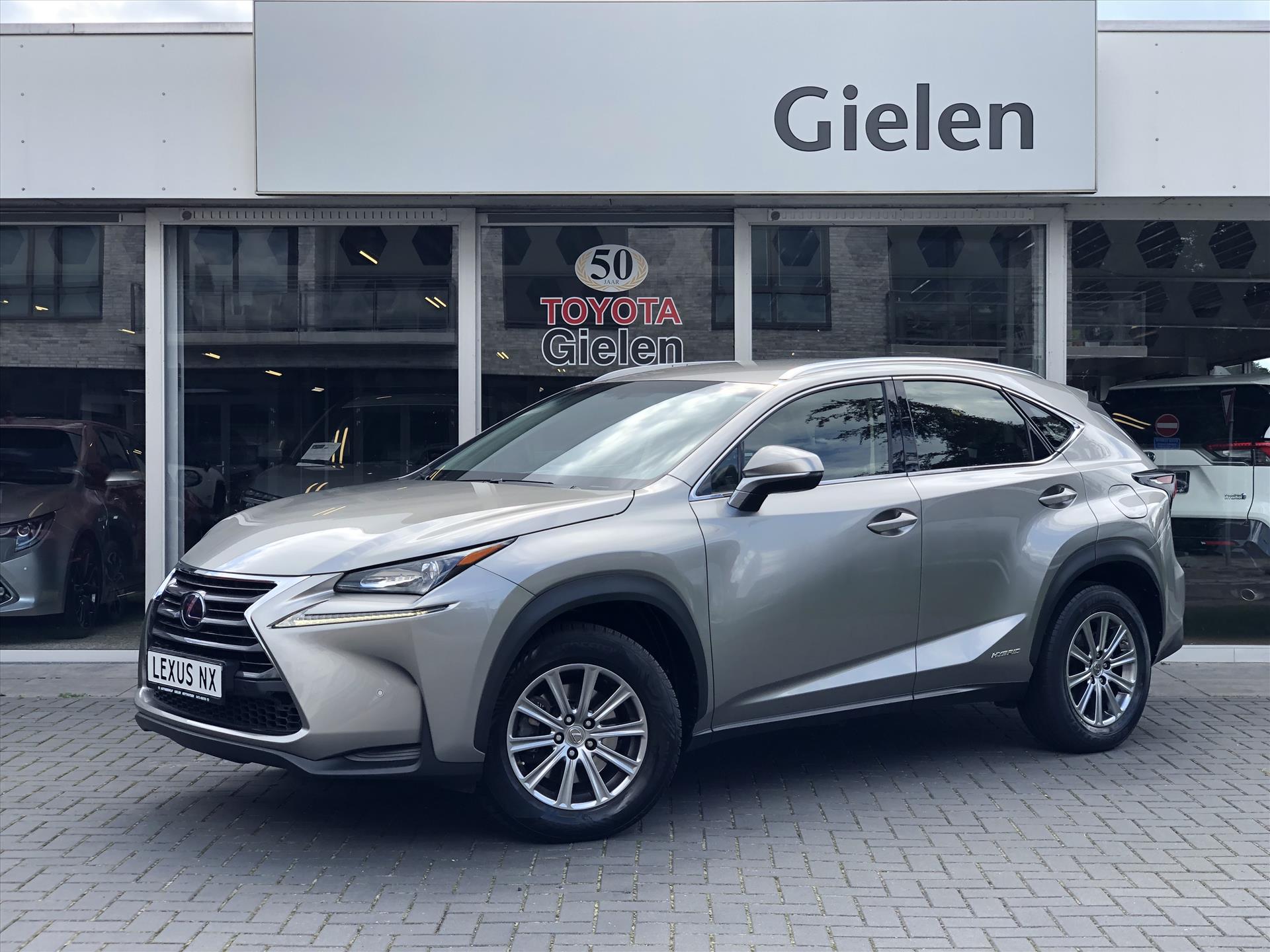 Lexus NX 300h AWD 25th Edition | Trekhaak, Leer, Navigatie, Stoelverwarming, Parkeersensoren, Adaptive cruise control, 1500KG Trekgewicht 35113581-0.jpg | Autobedrijf Gielen