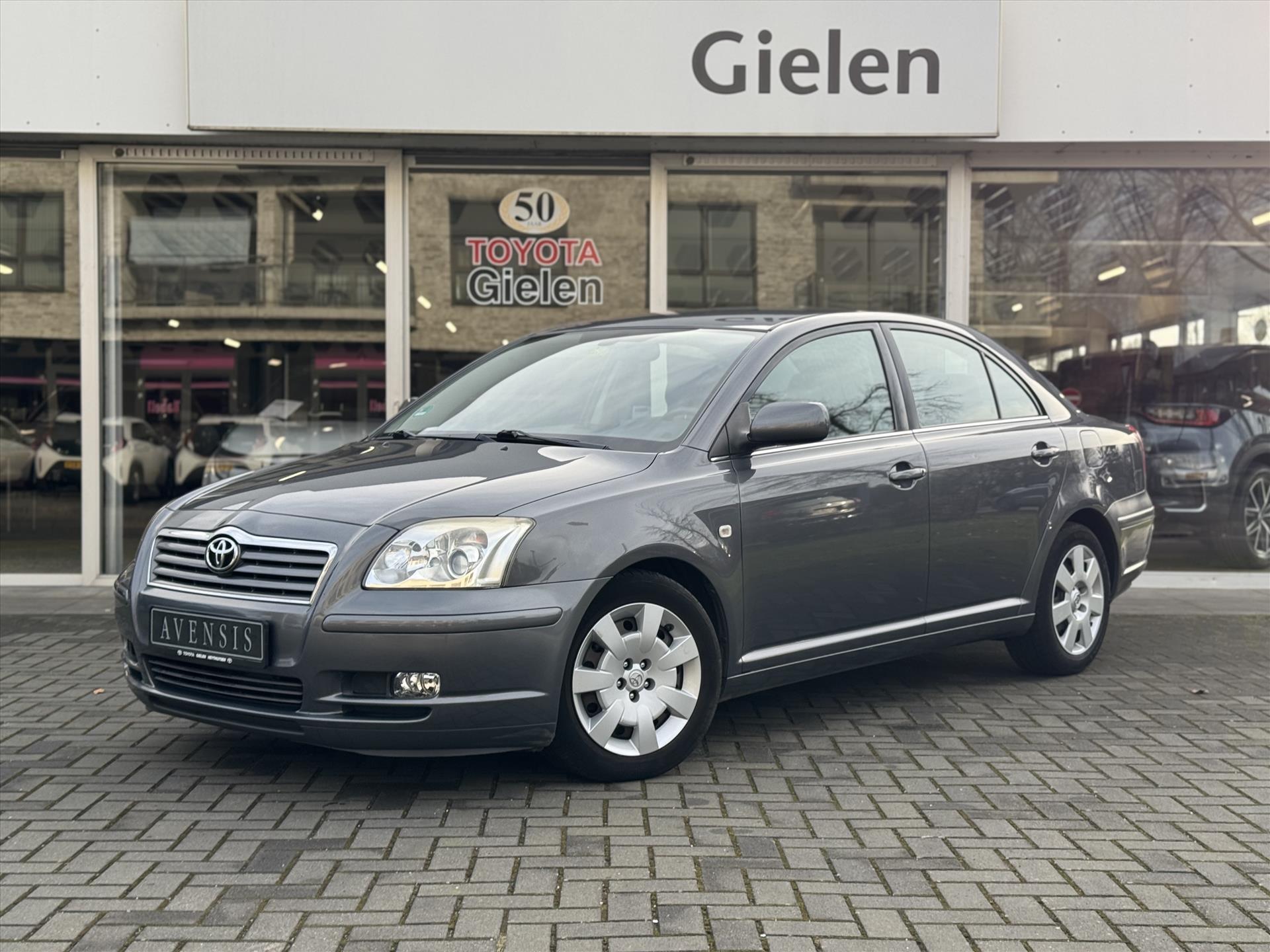 Toyota Avensis 1.8 VVT-I SEDAN Sol | Climate control, Radio/CD-Speler, Centrale deurvergrendeling, 2e eigenaar 41528346-0.jpg | Autobedrijf Gielen