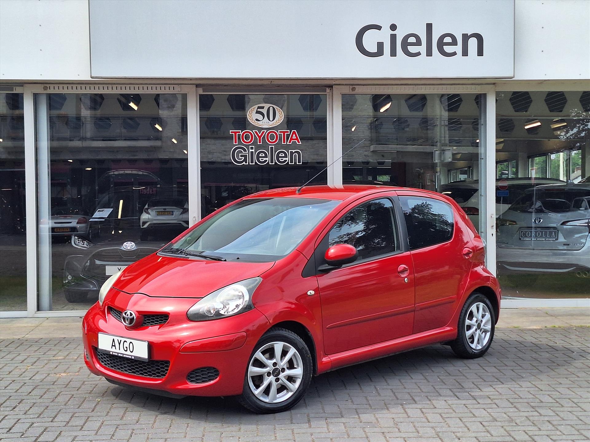 Toyota Aygo 1.0 VVT-I 5DRS Aspiration | Airconditioning, Lichtmetalen velgen, Centrale deurvergrendeling, Radio/CD-Speler 45220848-0.jpg | Autobedrijf Gielen