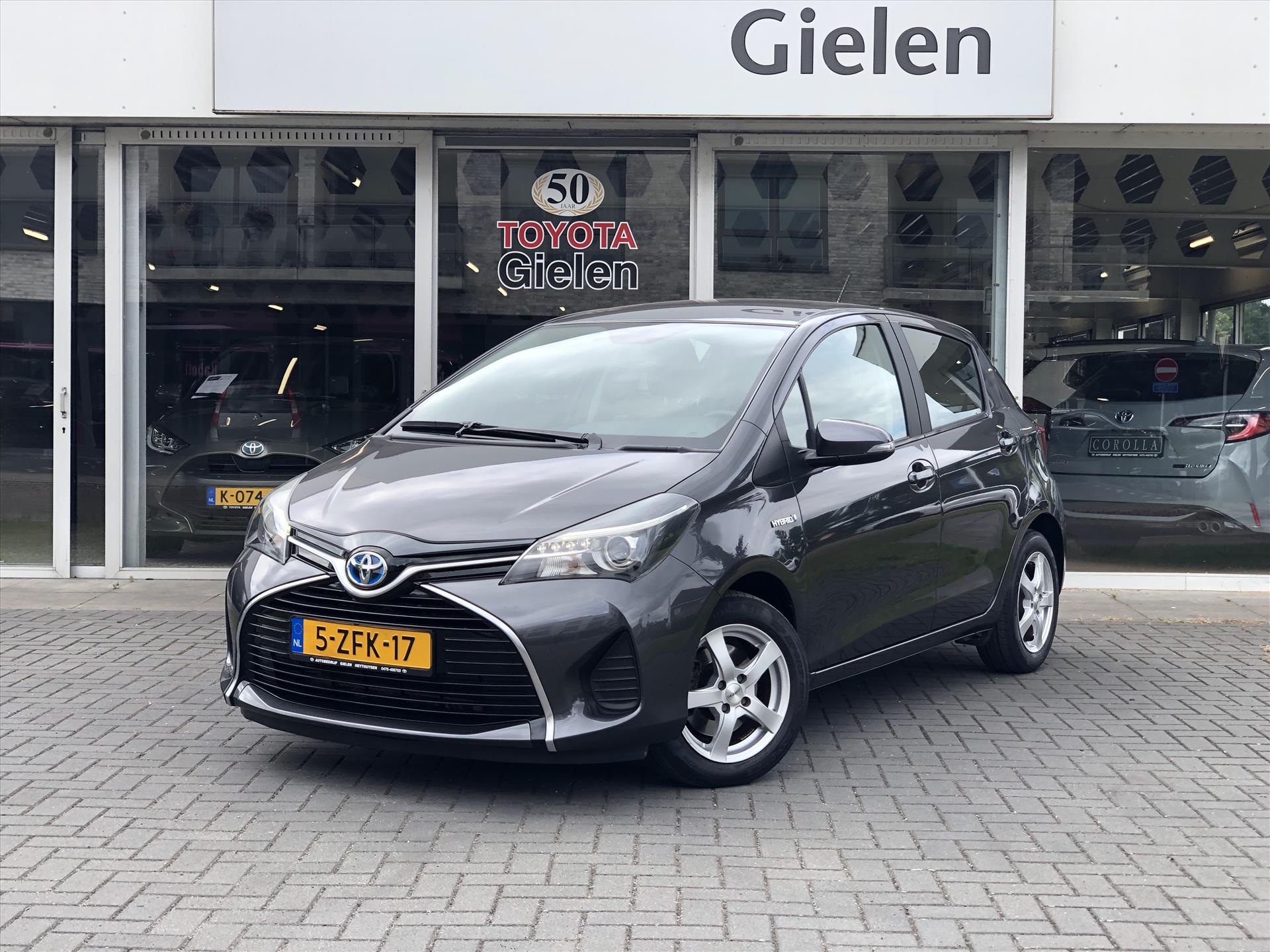 Toyota Yaris 1.5 Full Hybrid Aspiration Plus | Navigatie, Lichtmetalen velgen, Cruise control, Climate control, Parkeercamera, Bluetooth 45633252-0.jpg | Autobedrijf Gielen